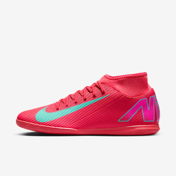 Mercurial Football Boots. Nike CA